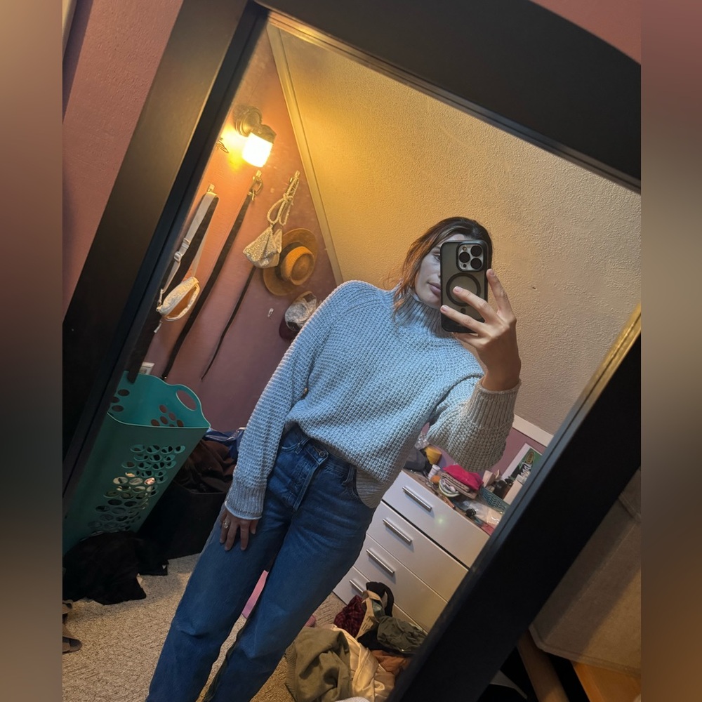 Knit sweater